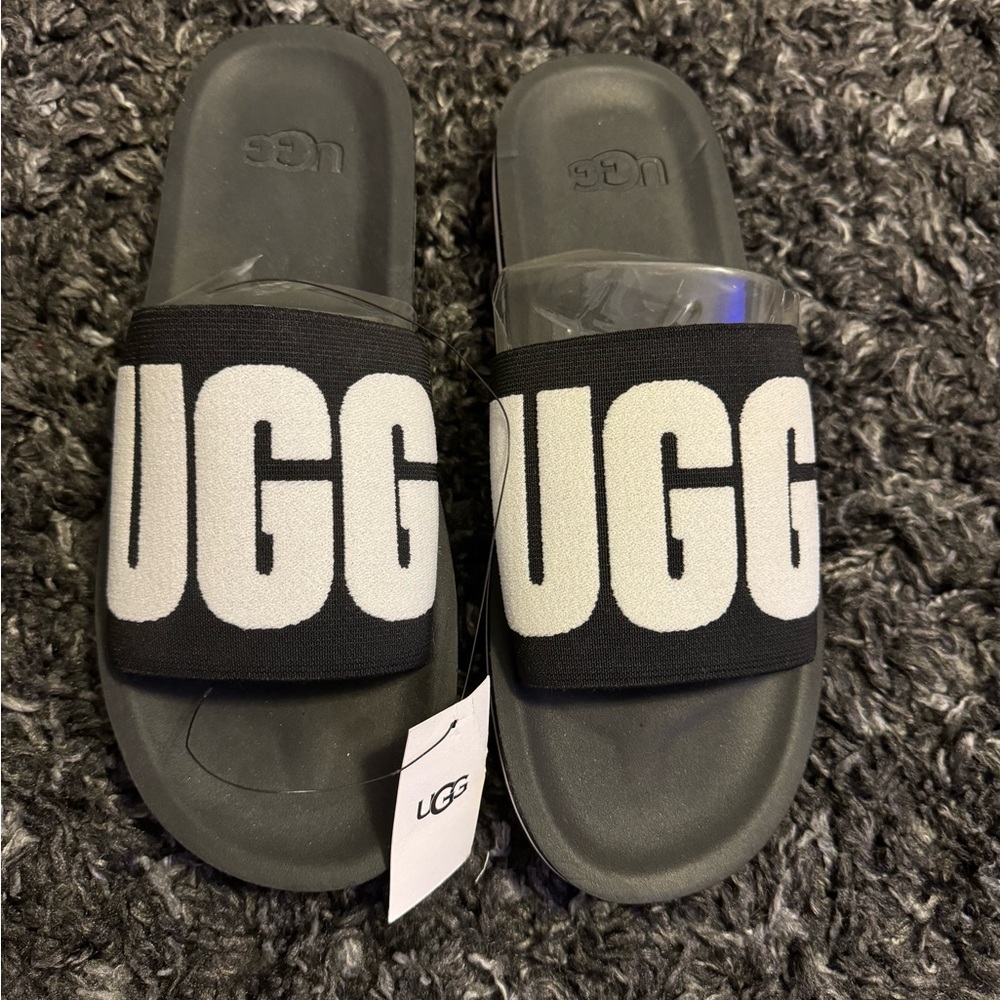 UGG WOMEN Black Slide Sandals